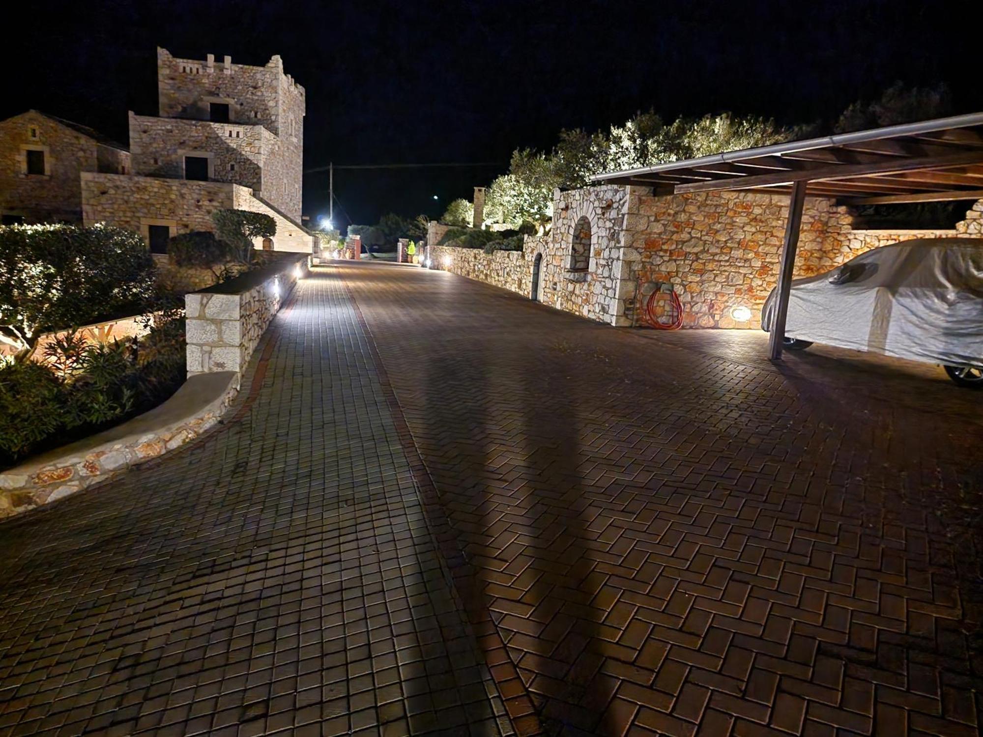 Focalion Castle Luxury Suites Pyrgos Dirou Luaran gambar