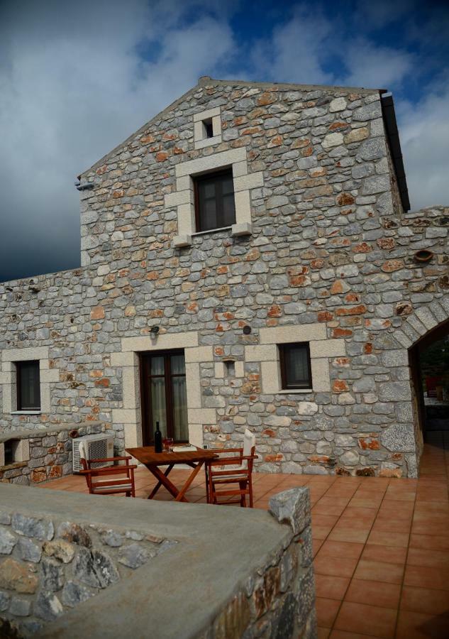 Focalion Castle Luxury Suites Pyrgos Dirou Luaran gambar