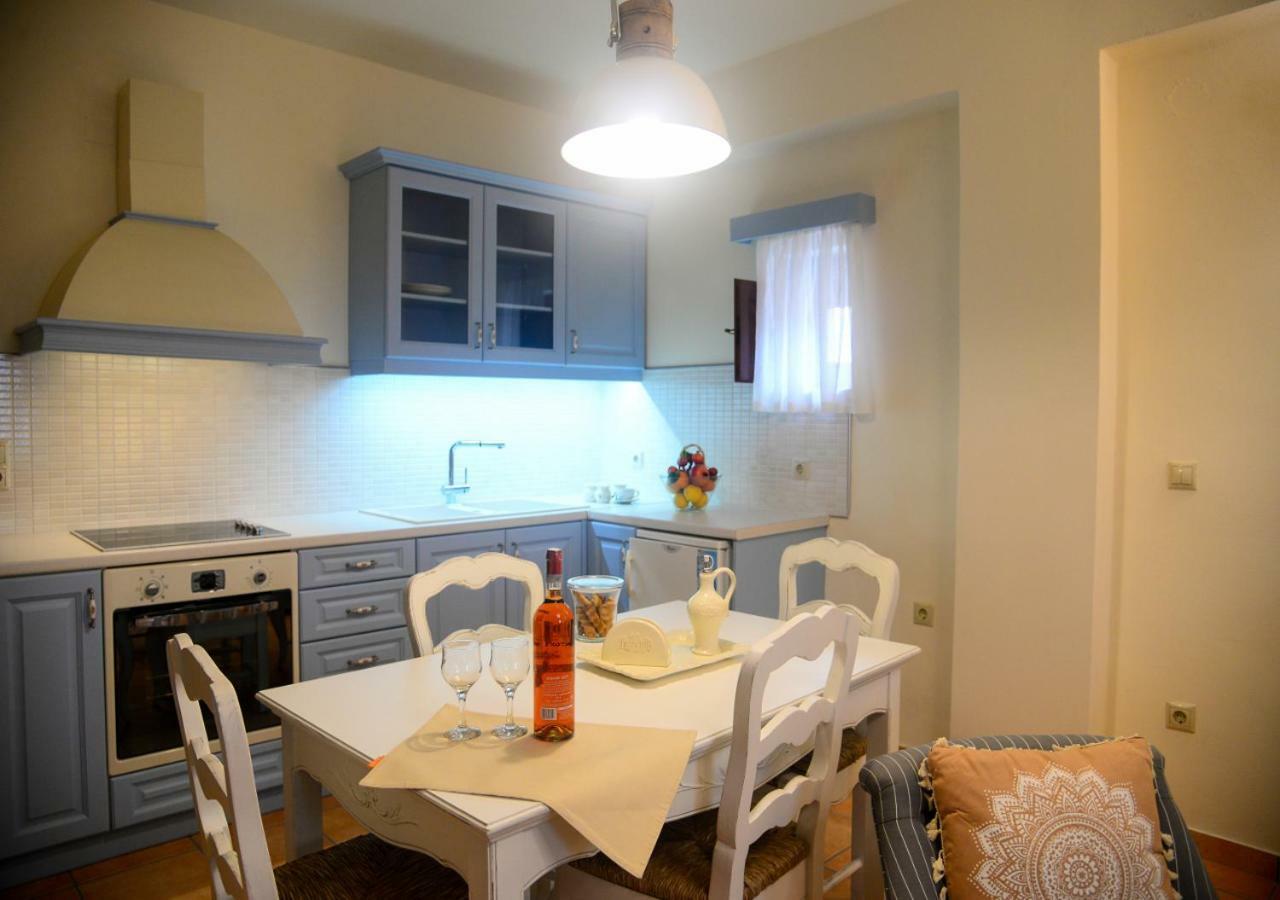 Focalion Castle Luxury Suites Pyrgos Dirou Luaran gambar