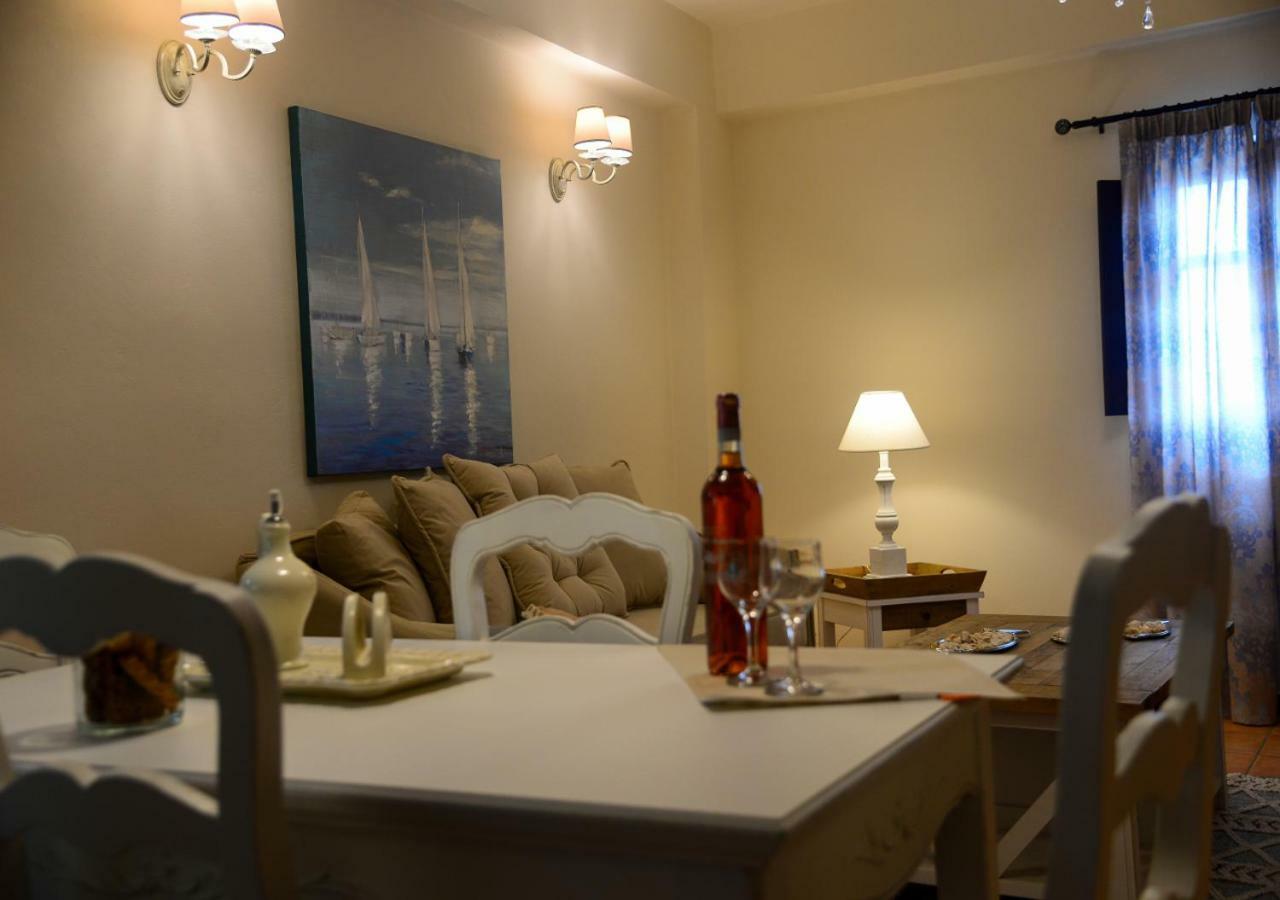 Focalion Castle Luxury Suites Pyrgos Dirou Luaran gambar