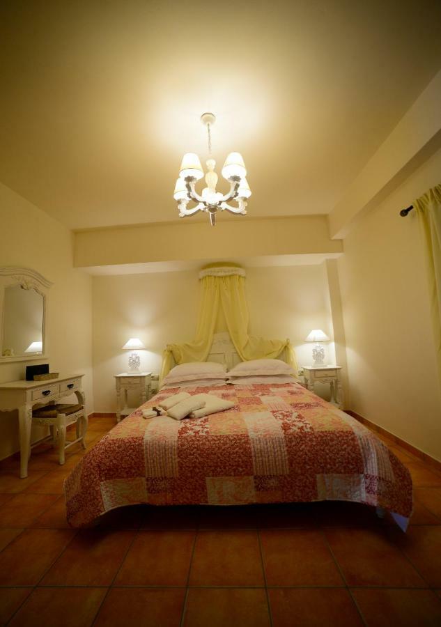 Focalion Castle Luxury Suites Pyrgos Dirou Luaran gambar