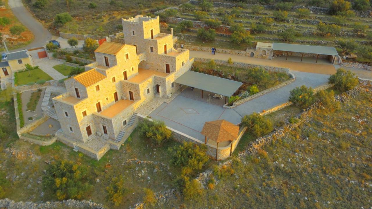 Focalion Castle Luxury Suites Pyrgos Dirou Luaran gambar